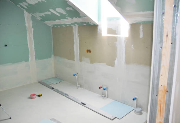 Best Flood Damage  in Eatonville, WA